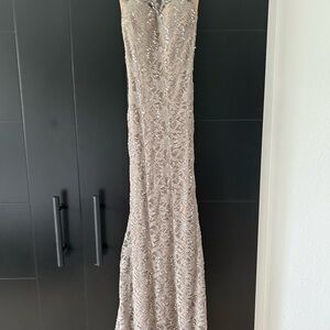 Windsor Cream Maxi Gown Sweetheart Neckline Sleeveless